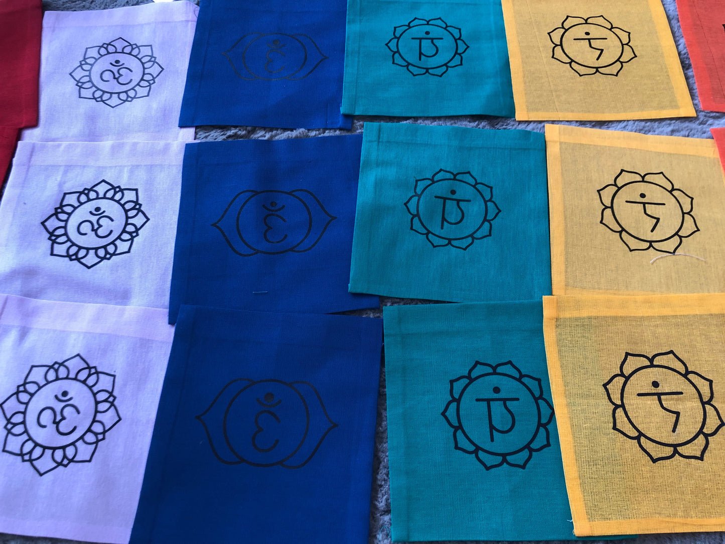 BANDERINES CHAKRAS